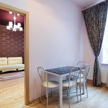 Leogrand Apartments On Doroshenka 34 Lviv Exteriör bild
