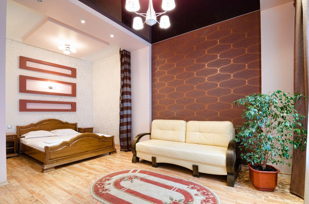 Leogrand Apartments On Doroshenka 34 Lviv Exteriör bild
