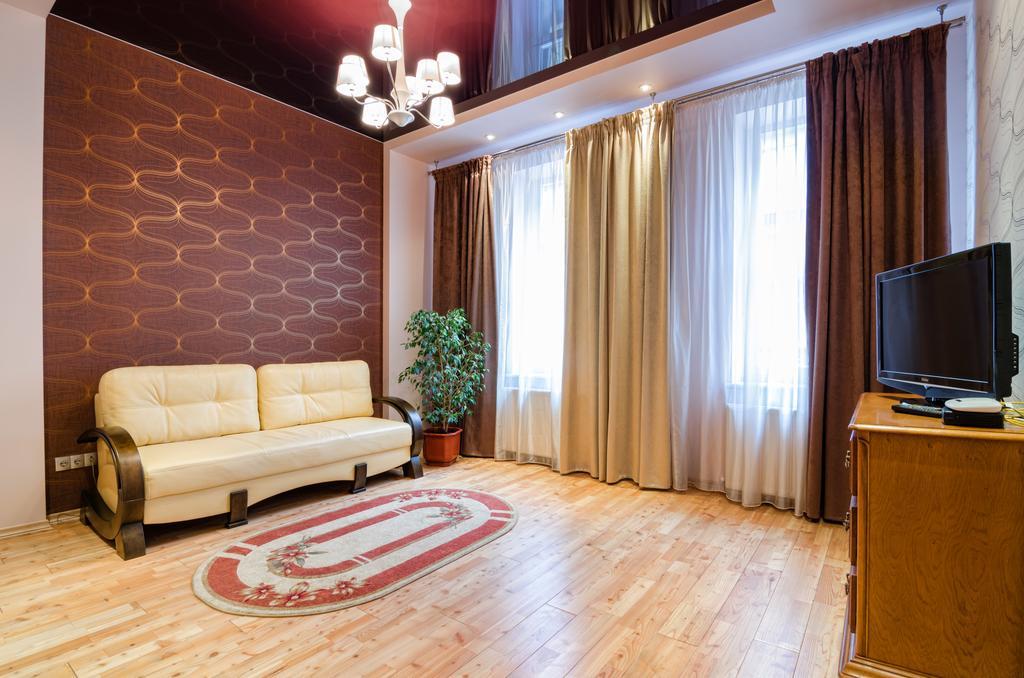 Leogrand Apartments On Doroshenka 34 Lviv Exteriör bild